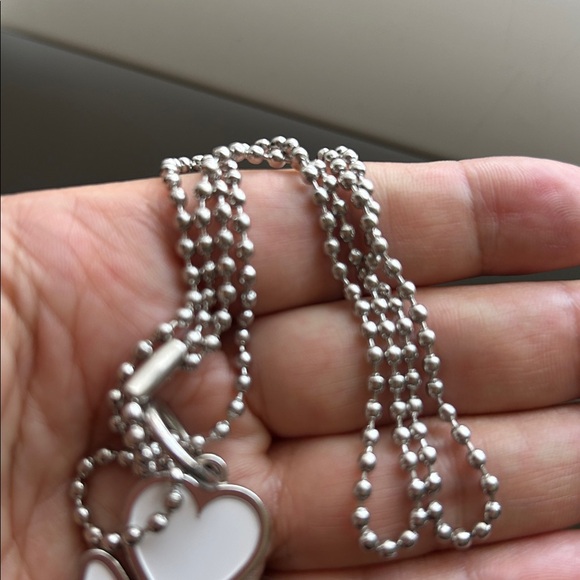 🖤Sanrio x Tokidoki White enamel heart skull pendant necklace - Picture 6 of 8